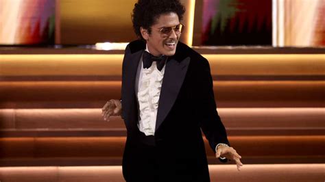 Bruno Mars announced as grand opening act of Inglewood's new .
